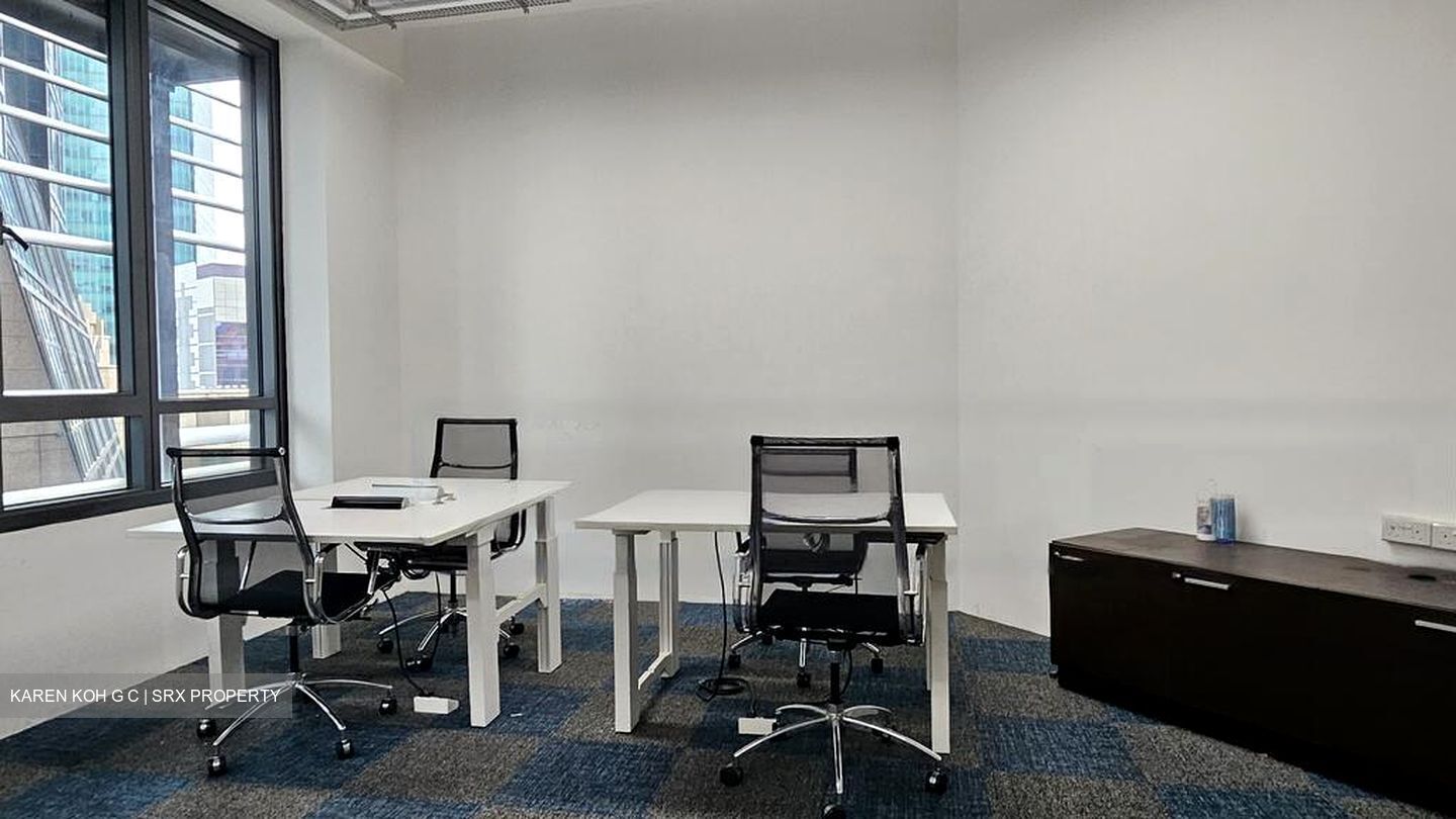 PLUS (D1), Office #453393931